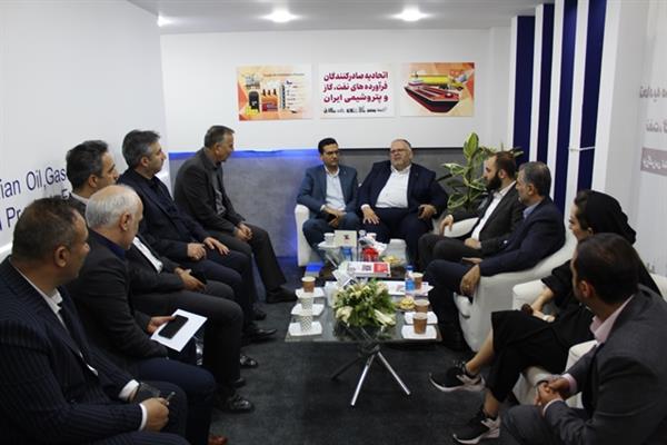 گزارش تصویری از سومین روز بیست و هفتمین نمایشگاه بین المللی نفت و گاز پالایش 13