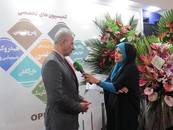 گزارش تصویری از سومین روز بیست و هفتمین نمایشگاه بین المللی نفت و گاز پالایش 35