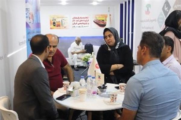 گزارش تصویری از اولین روز بیست و هفتمین نمایشگاه بین المللی نفت و گاز پالایش  15