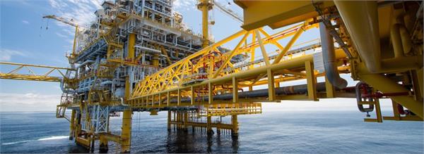 Putin Seeks Exemption for Iran in Oil Freeze Talks