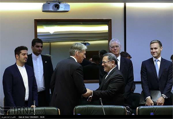 Two Iranian banks to resume operation in London soon: CBI governor