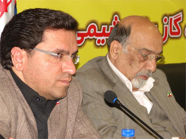 نشست خبری خسروجردی، رییس هیات مدیره اتحادیه صادرکنندگان فرآورده های نفتی، گاز و پتروشیمی ایران