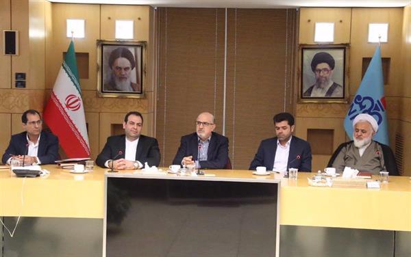 لزوم نقش آفرینی مؤثر روابط عمومی در صنعت پتروشیمی