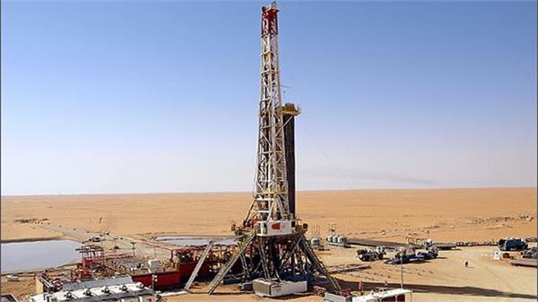 Iran unveils first oil project under new model