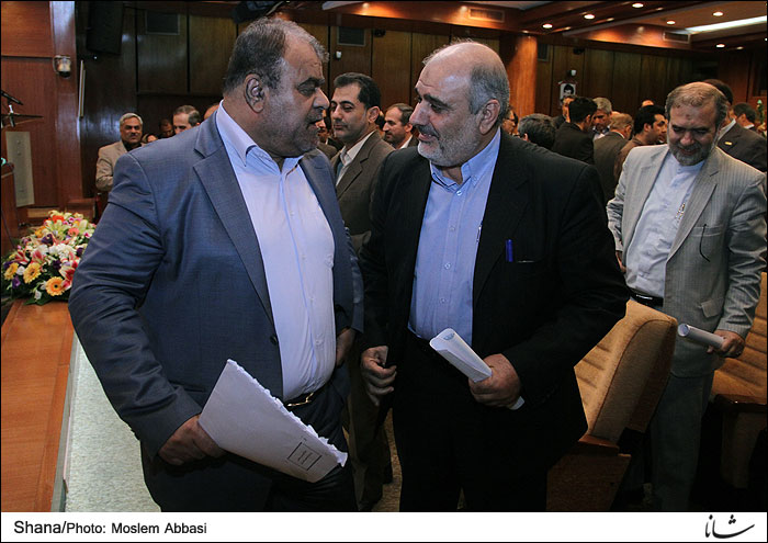 قدردانی وزیر نفت از غرفه های برگزیده هفدهمین نمایشگاه نفت